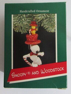 1989 Snoopy and Woodstock, Peanuts 1989 Hallmark Peanuts Ornament QX4332 NEW
